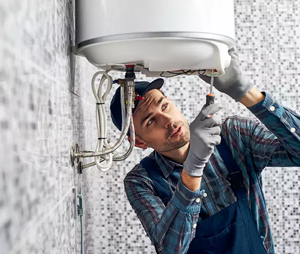Expert Plumber for Hot Water Tank Maintenance in St. Louis, MO: Schedule Reliable Maintenance Services with Us